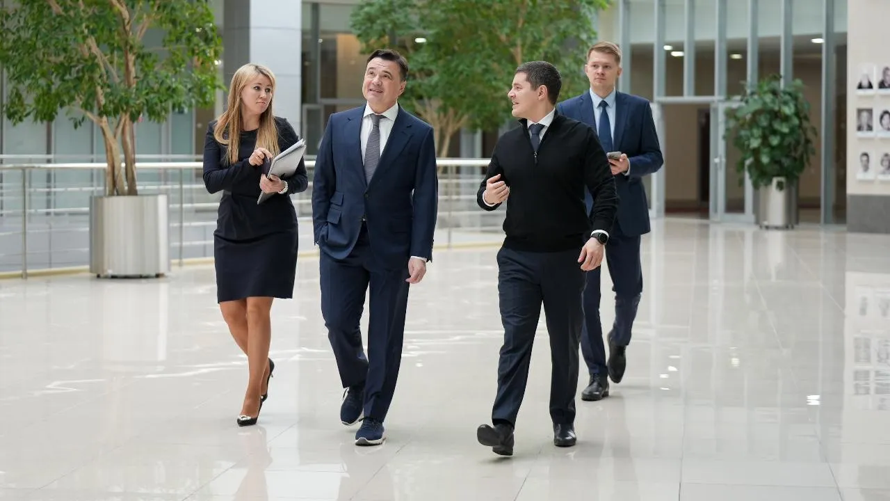 Губернатор Подмосковья поприветствовал делегацию Ямало-Ненецкого АО