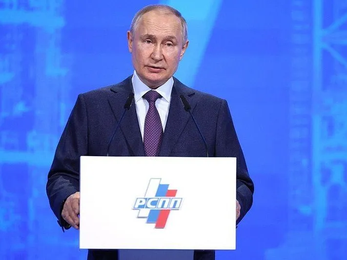 «Придется к нам ехать»: Путин посоветовал европейцам закупать в России репу