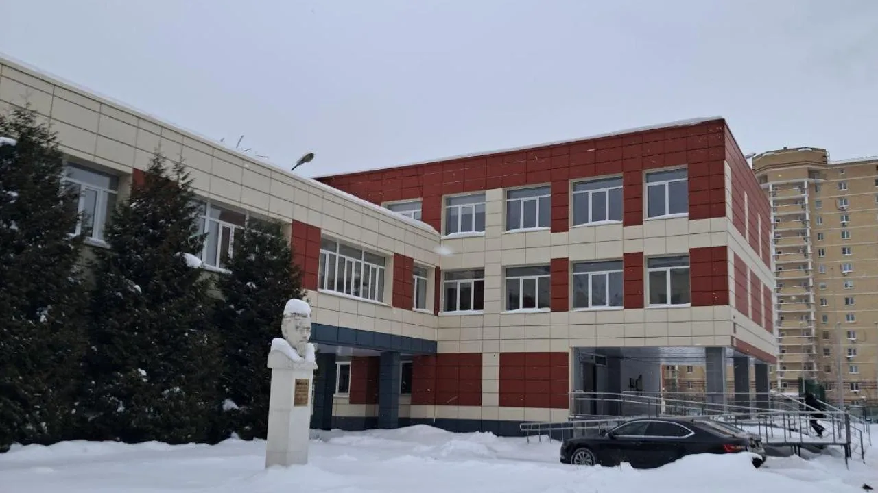 Работы по капитальному ремонту одной из школ продолжаются в подмосковной Власихе