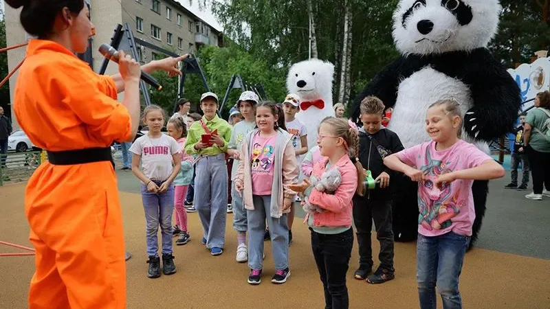 В Международный день защиты детей в Дубне открыли губернаторскую детскую площадку