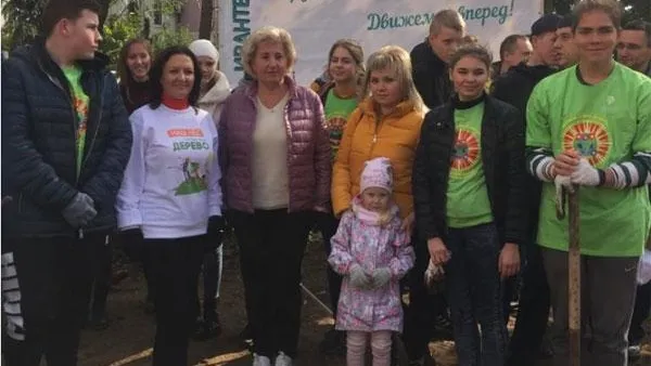 Алла Полякова приняла участие в акции «Наш лес» в Ивантеевке