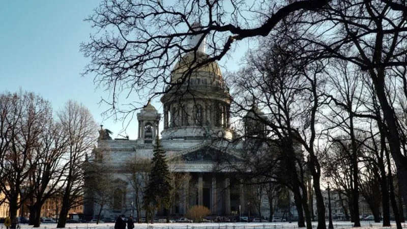 Активисты предлагают поменять название Исаакиевского собора