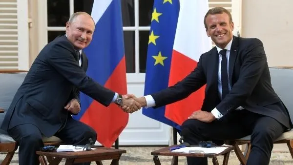 Эксперт рассказал о результатах переговоров Путина и Макрона