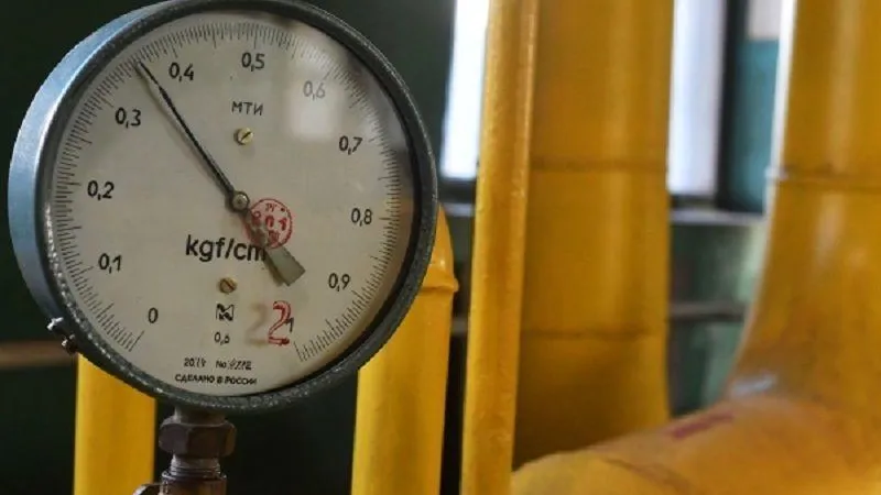 «Ъ»: поставку газа с материка в Крым приостановят на три дня