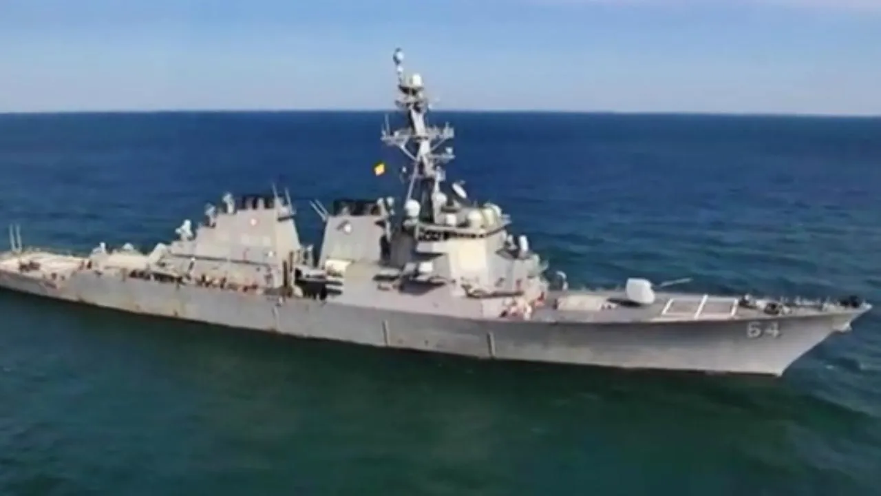 Эсминец США сбил в Красном море несколько хуситских беспилотников