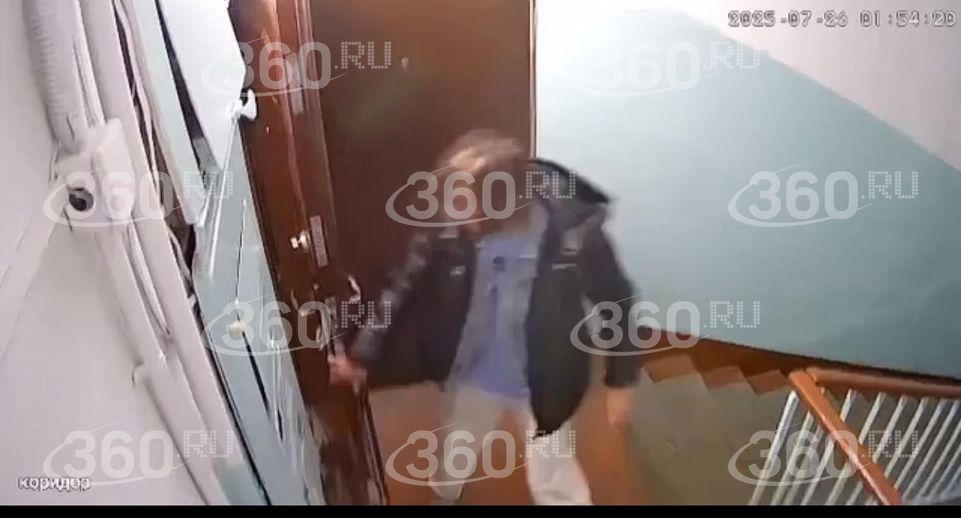 В Архангельске агрессивная жительница терроризирует соседей