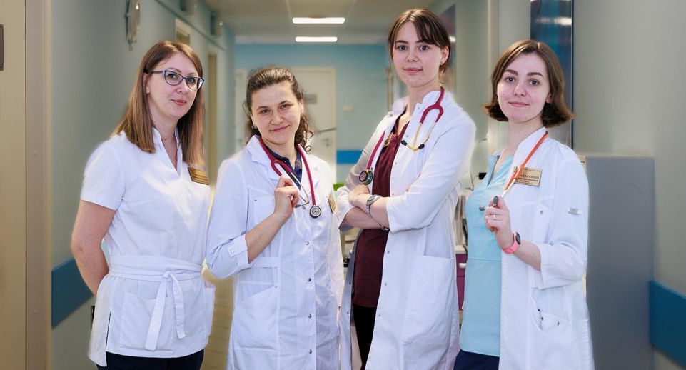 Брата и сестру с тяжелой формой дерматита вылечили в НИКИ детства
