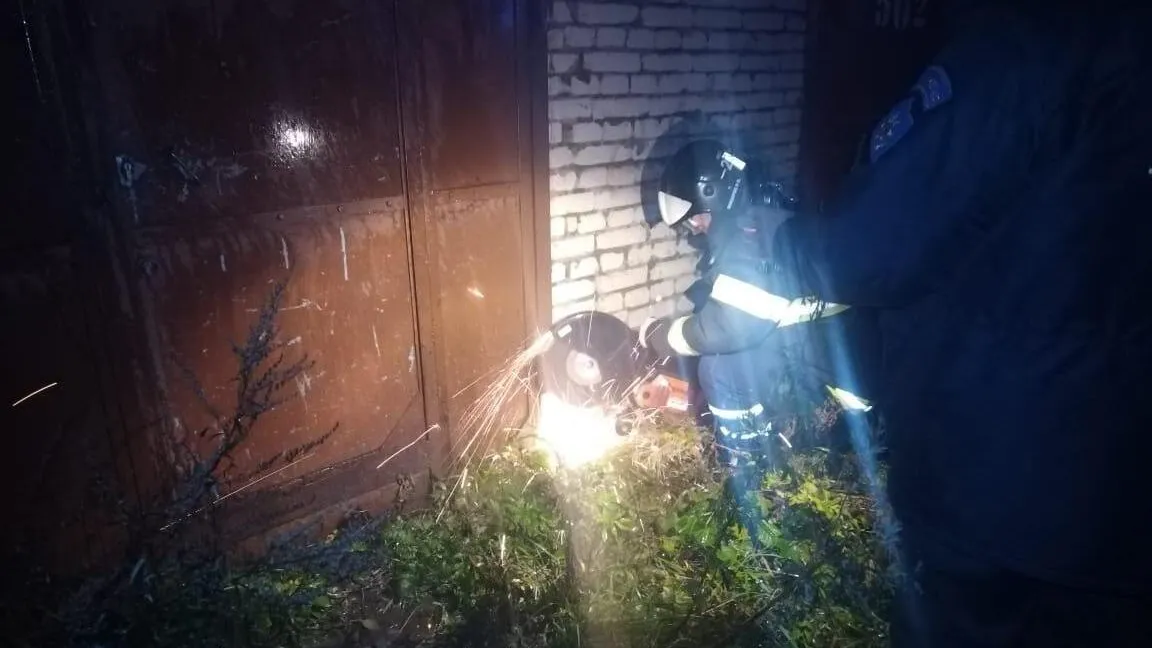 Спасатели учреждения «Мособлпожспас» помогли ликвидировать пожар в Сергиевом Посаде