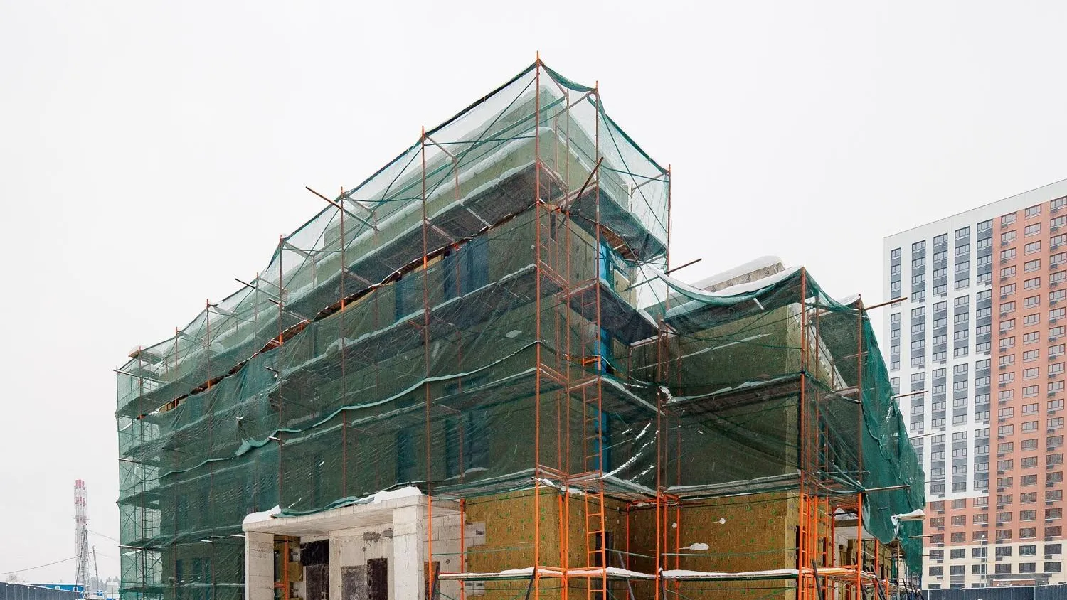 В Балашихе завершили кровельные работы в детском саду в ЖК «Новоград Павлино»