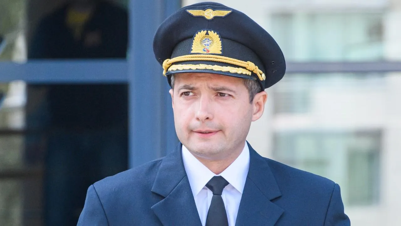 Герой России Дамир Юсупов заявил, что гордится коллегами, посадившими A320 в поле