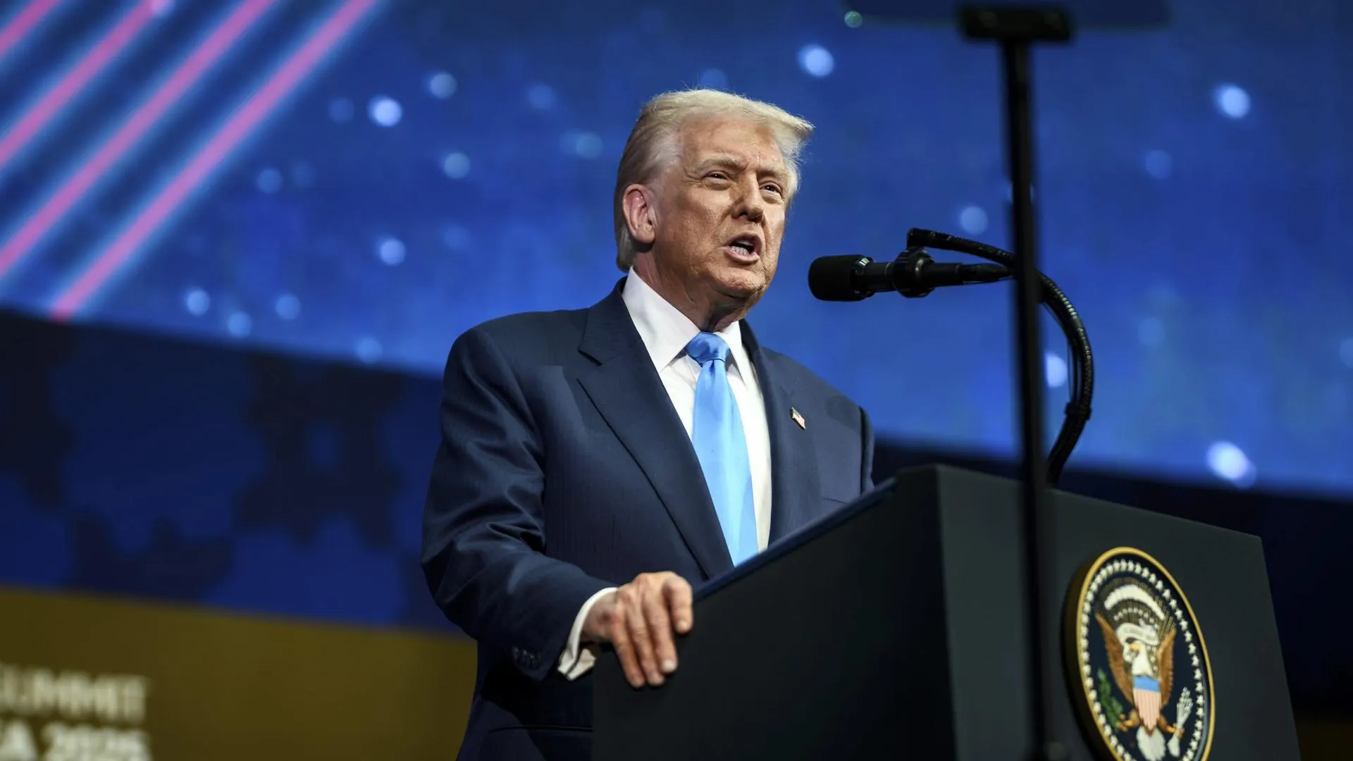 Daniel Torok/White House