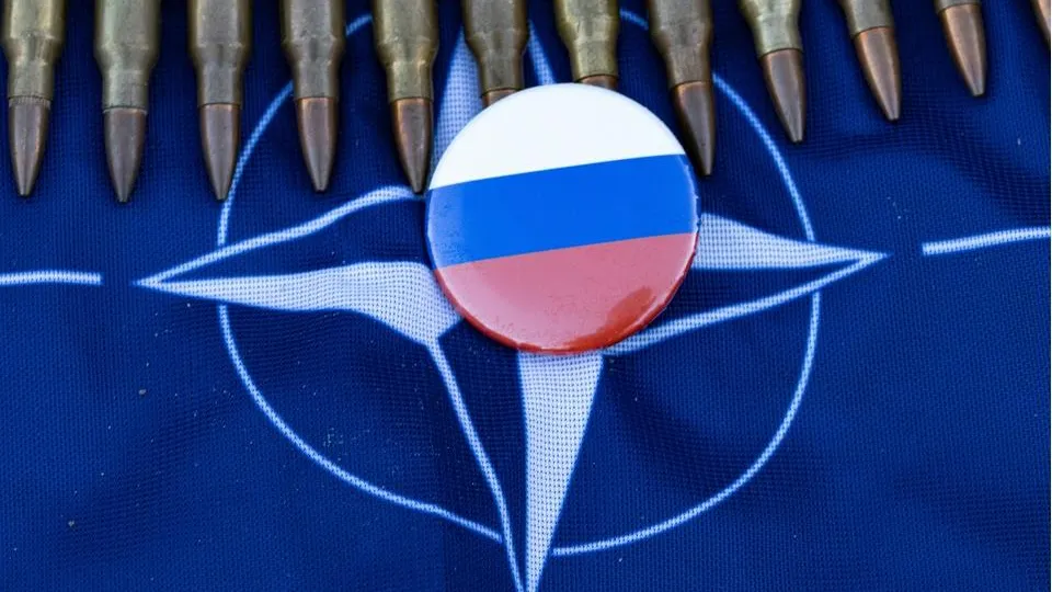 Россия может не выдержать: эксперт предрек прямое столкновение с НАТО