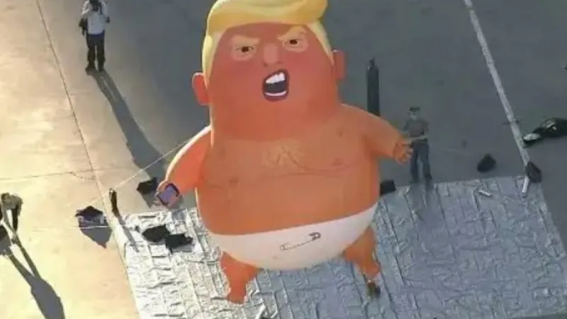 twitter.com/babytrumptour