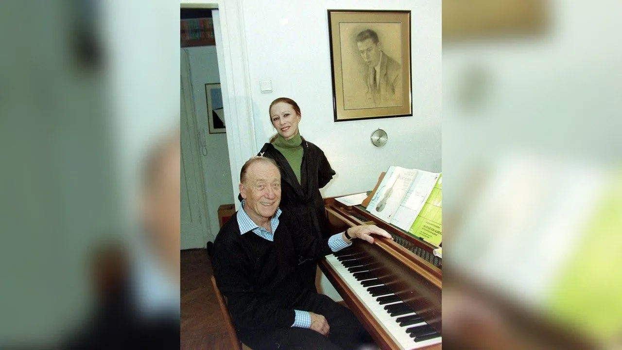 Gennadii Sergeev/Russian Look