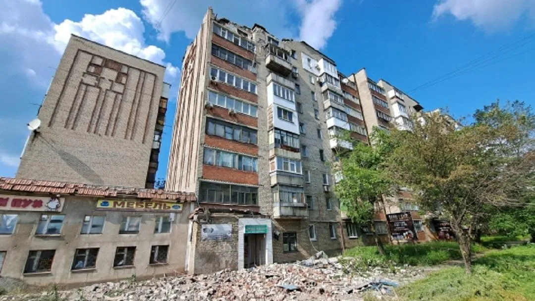 По Донецку снова выпустили снаряды натовского калибра