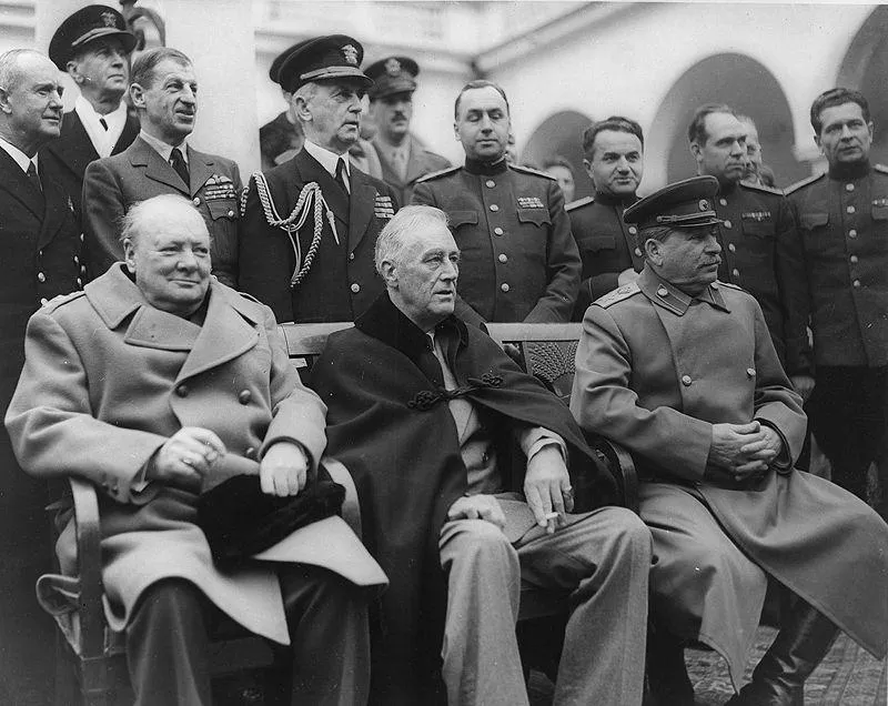Черчилль, Рузвельт, Сталин в Ялте, 1945 год