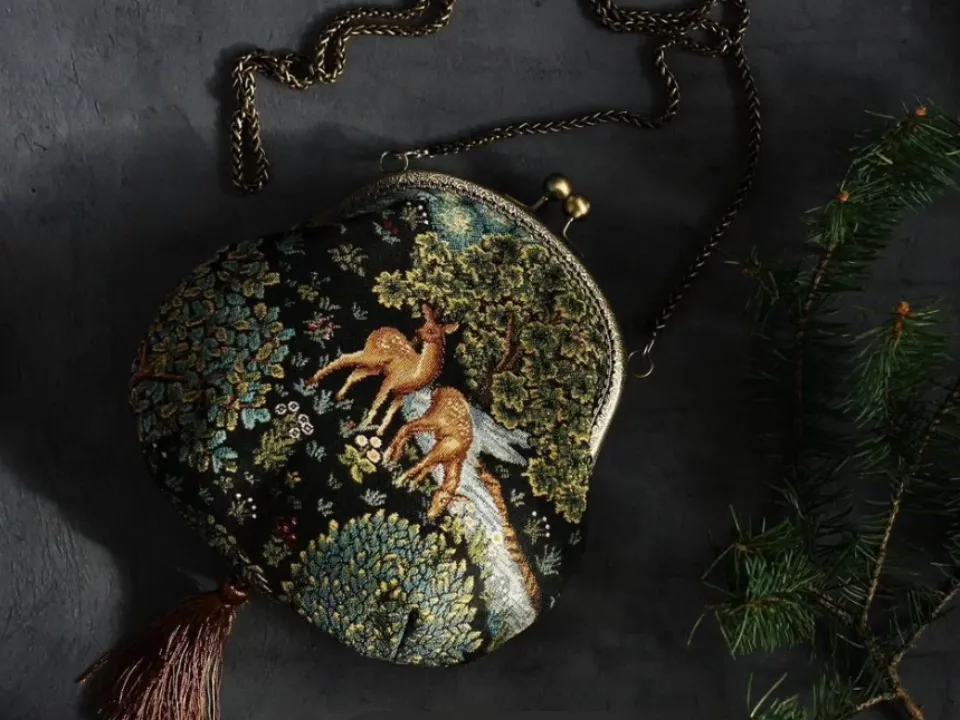 Фото: городская доска объявлений