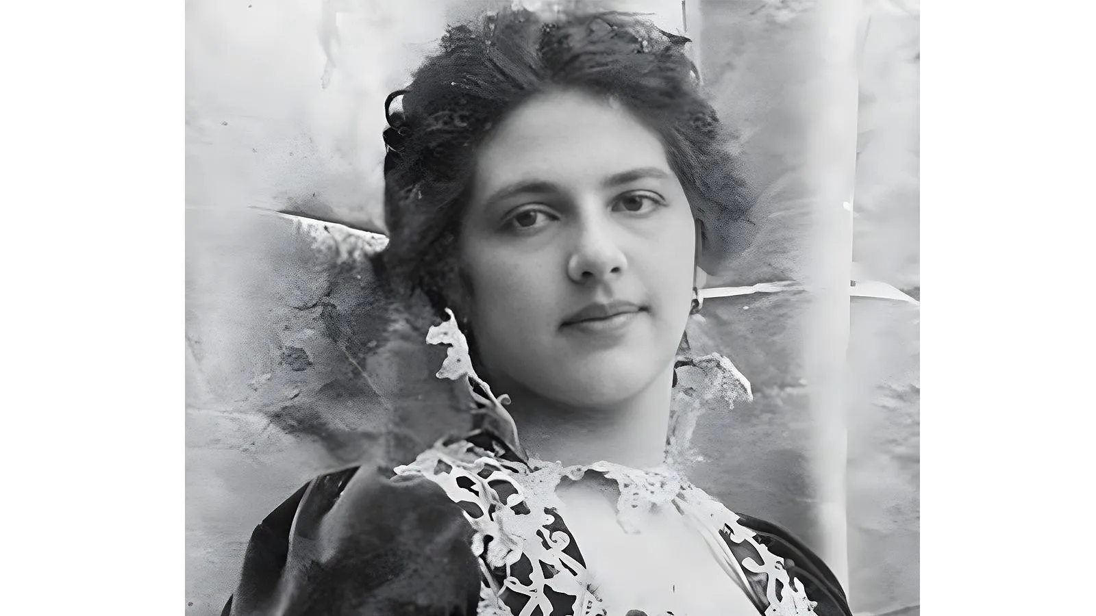 Маргарета Маклеод-Зелле, 1900 год