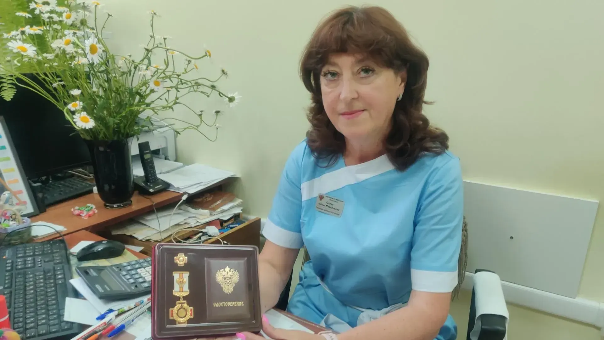 Медика из Красноармейска наградили «Золотым крестом»