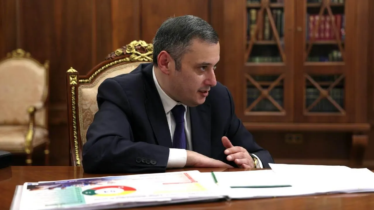 Хинштейн заявил, что лично разберется в конфликте медиков скорой и ветерана ВОВ