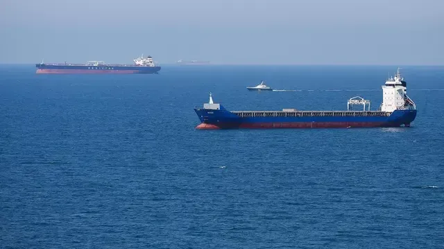 У берегов Индии горит израильский нефтяной танкер, пораженный ударным беспилотником