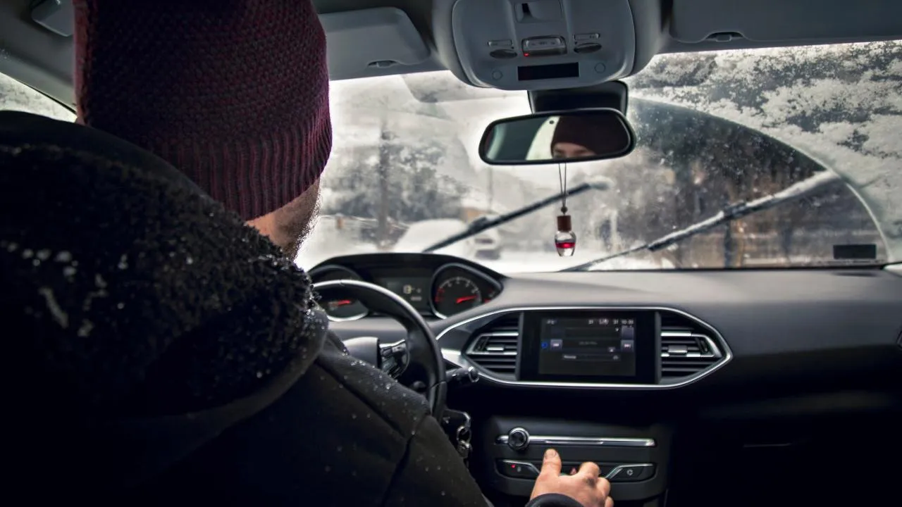 istockphoto.com/aywan88