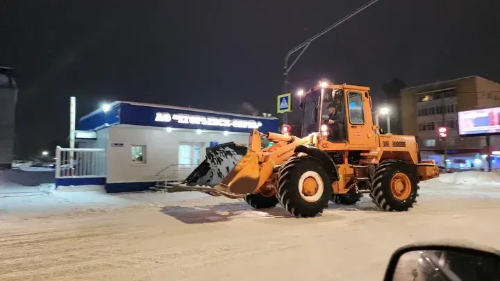 Совместными усилиями: в Егорьевске борются с последствиями снегопада