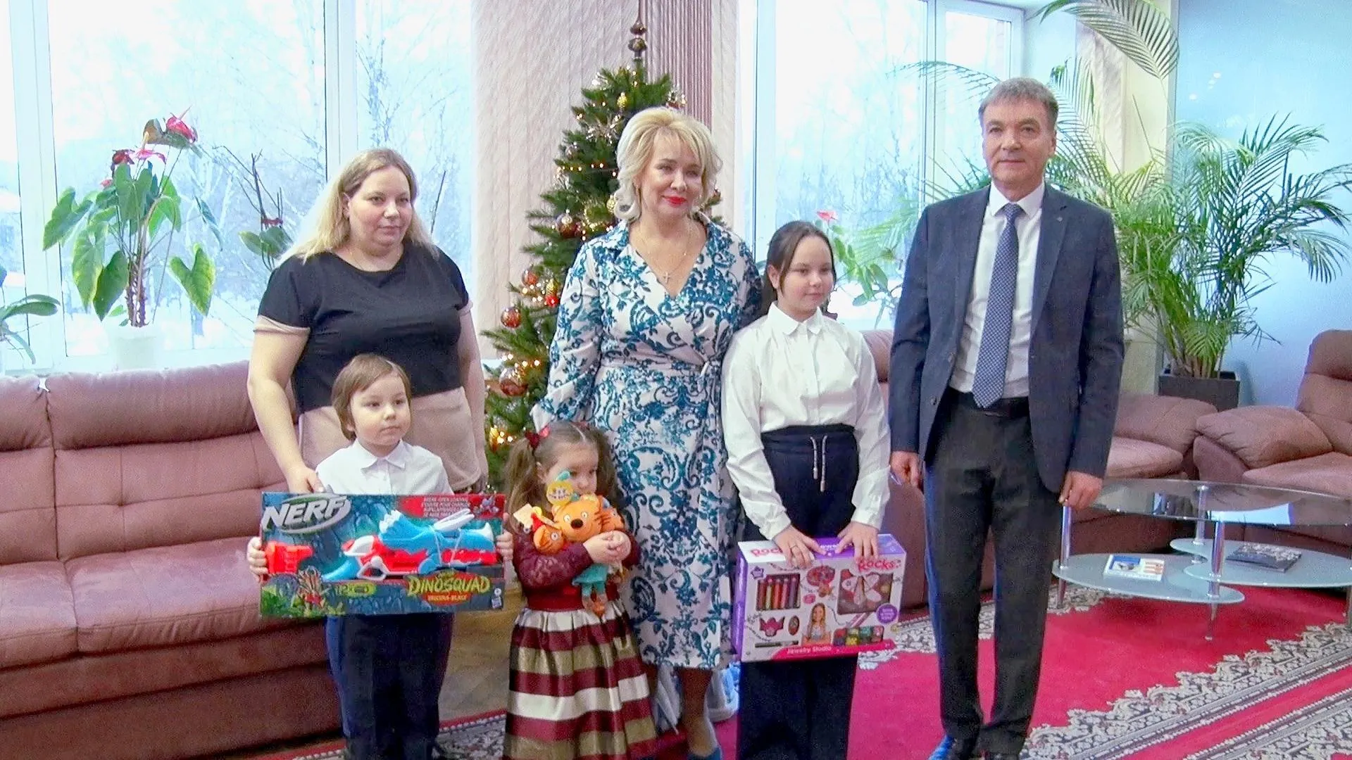 «Елка желаний» в Электростали, год 2022-й. Фото: телеканал ВРТ