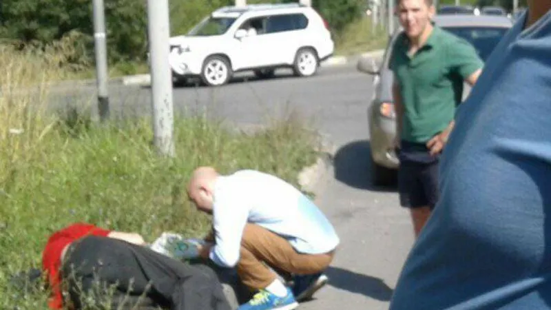 Мотоциклист сбил женщину в Ступино, поглядел на нее и уехал дальше