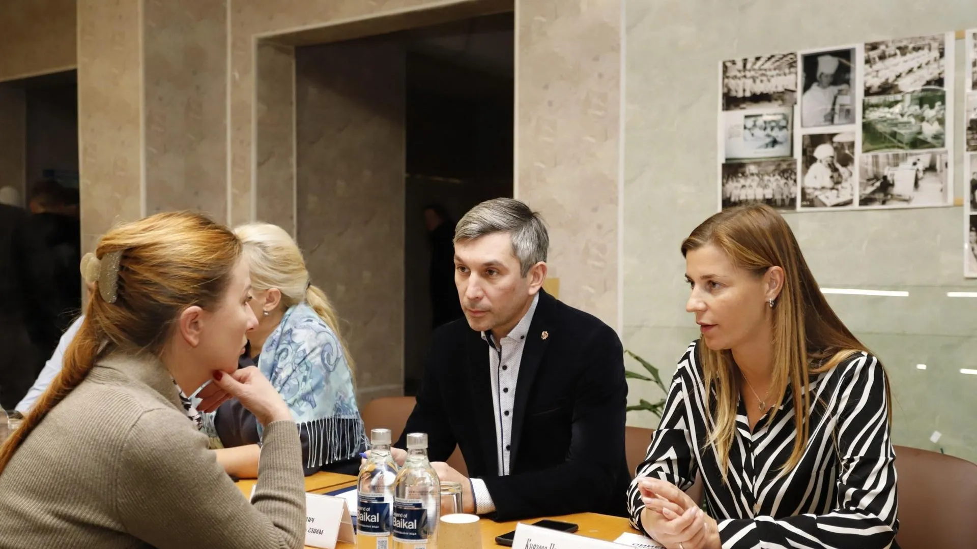 Во Фрязино прошла выездная встреча с жителями округа
