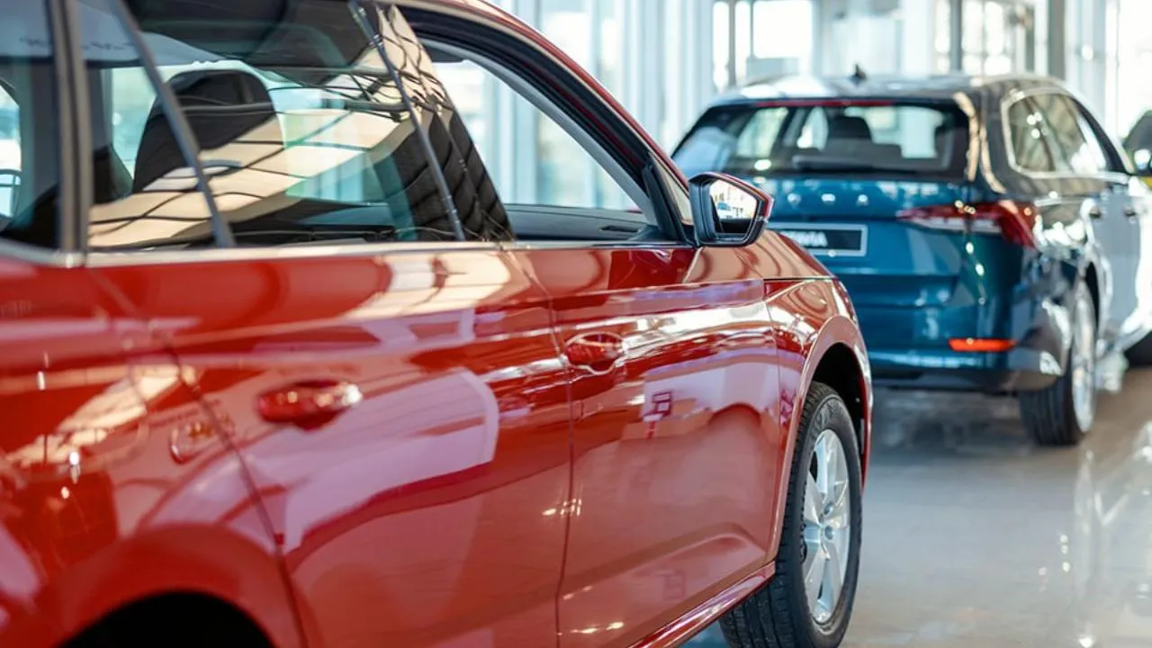 istockphoto.com/PixelsEffect