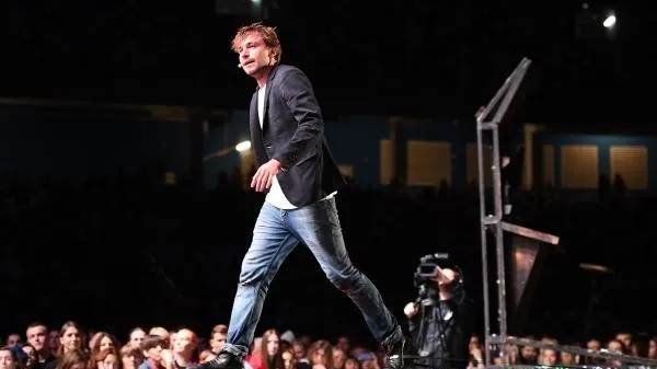 Актер Александр Петров хочет сделать перерыв в съемках