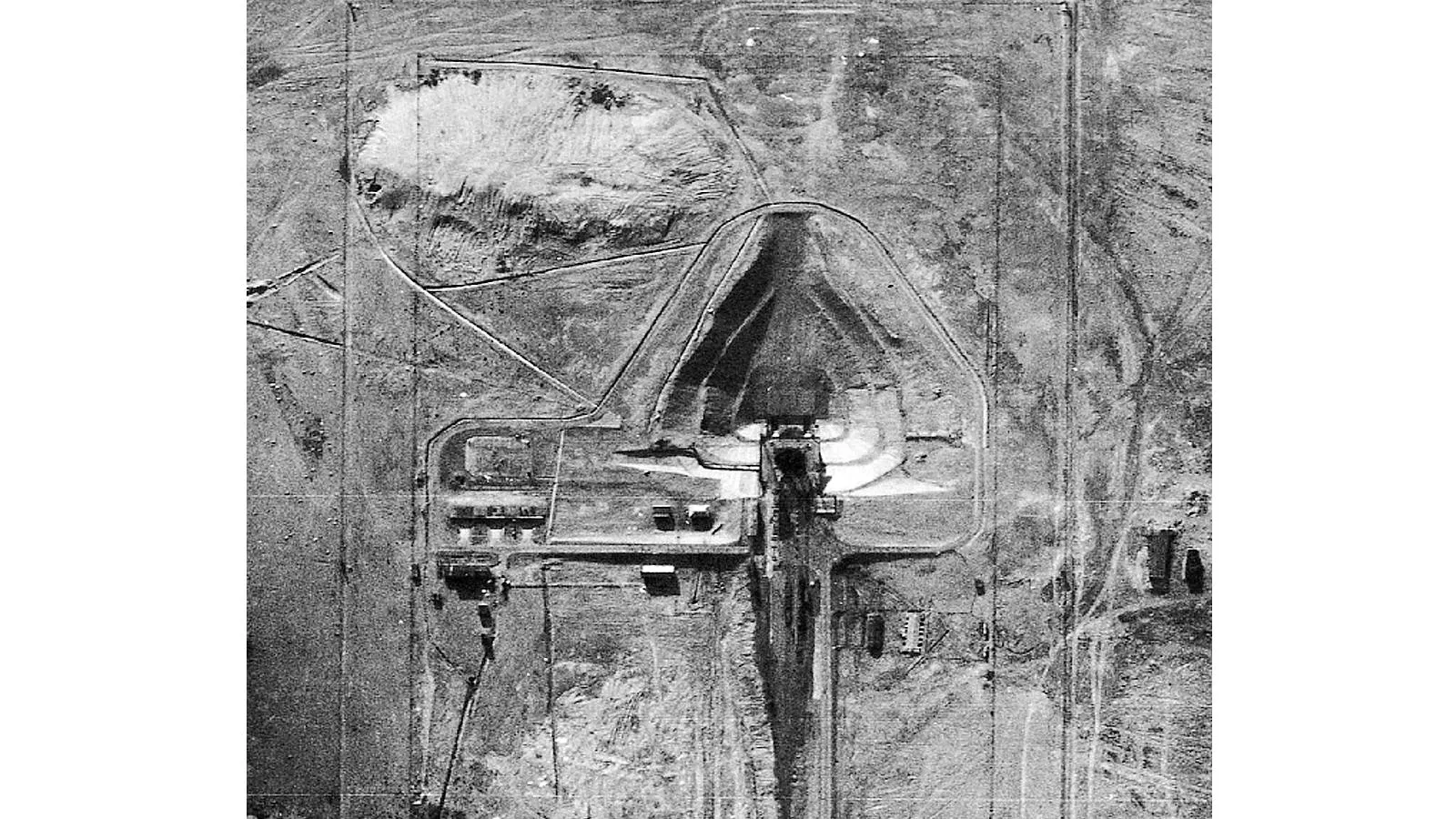 Фотография стартовой площадки, сделанная 5 августа 1957 года с самолета-шпиона Lockheed U-2