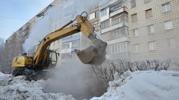 На Волоколамском шоссе задержаны мигранты, выкапывающие кабель