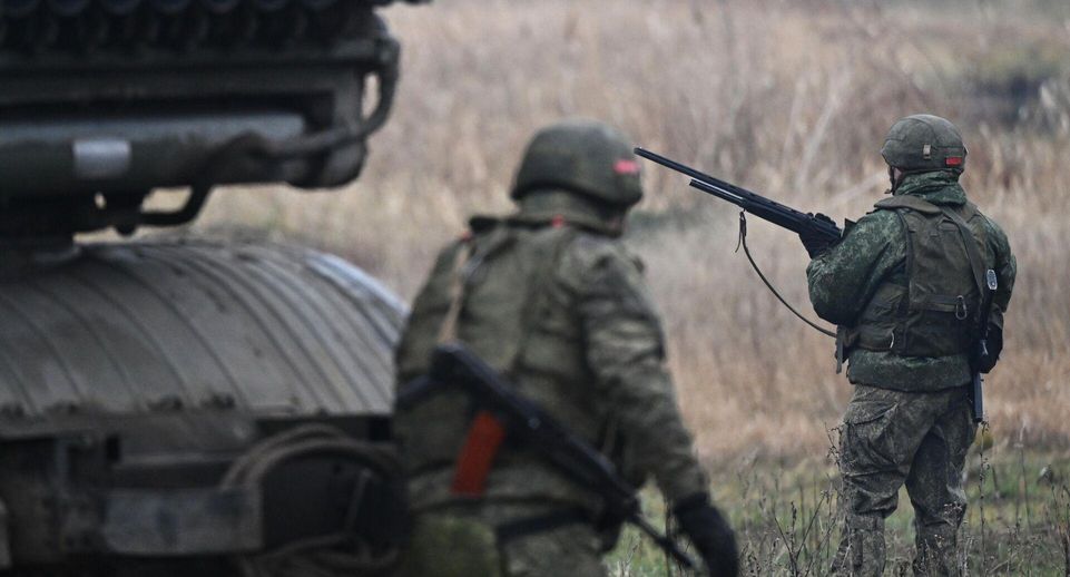 Миронов предложил установить в школах мемориальные доски в честь отцов-героев СВО