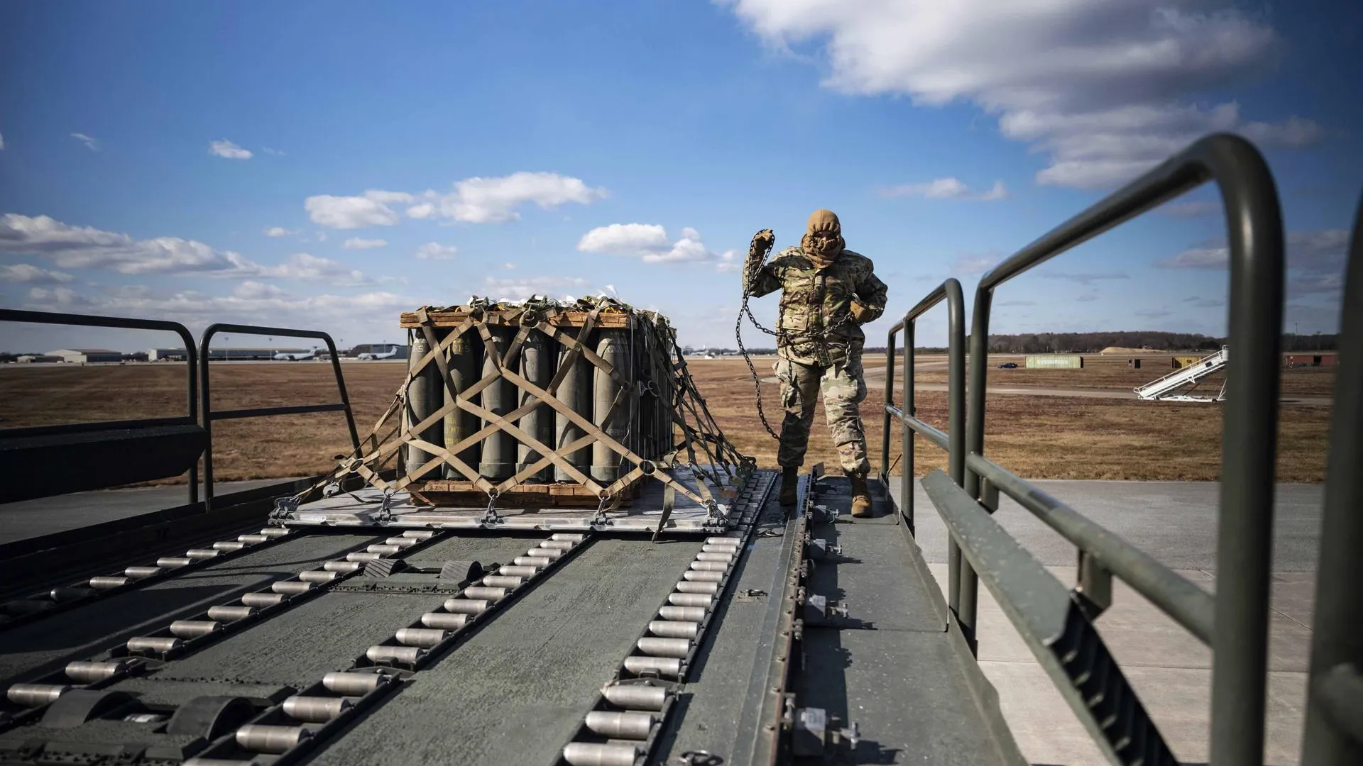 Staff Sgt. Marco Gomez/Keystone Press Agency/globallookpress