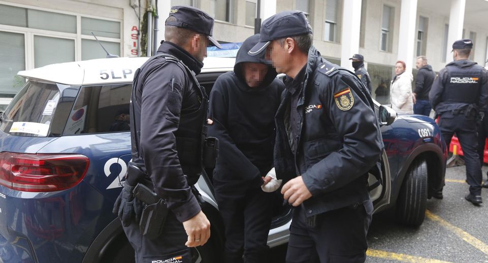 Полицейские Рио-де-Жанейро получат премии за убийства преступников