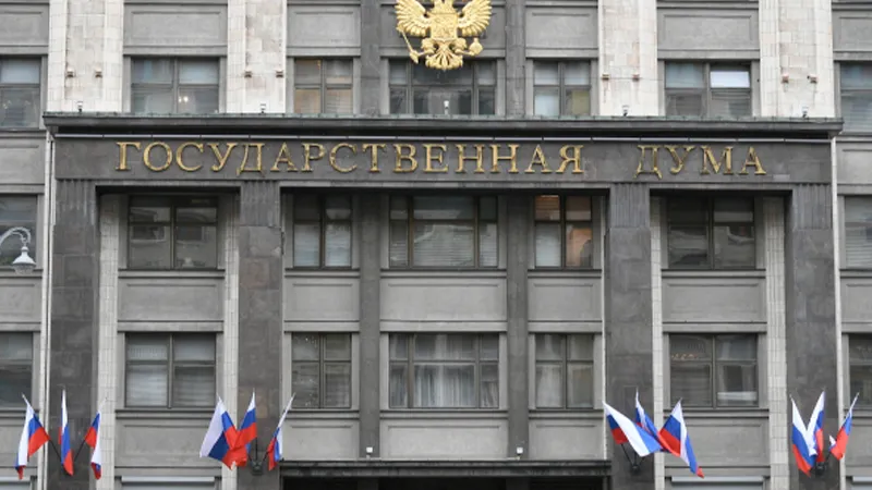 В Госдуме рассказали, когда нужно поздравлять любимого человека