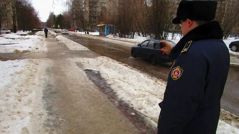 За травмоопасные тротуары в Московской области будут штрафовать