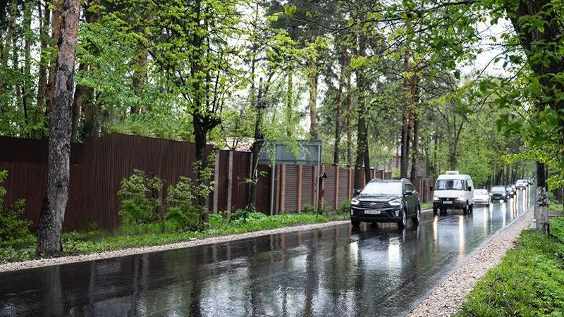 Более 20 километров автодорог отремонтировали в Ленинском округе с начала года
