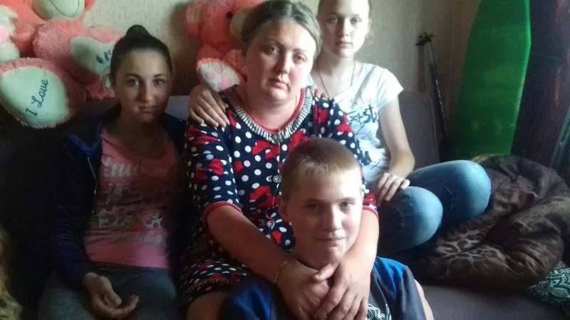 После пожара мать и трое детей в Воскресенском районе фактически стали бомжами