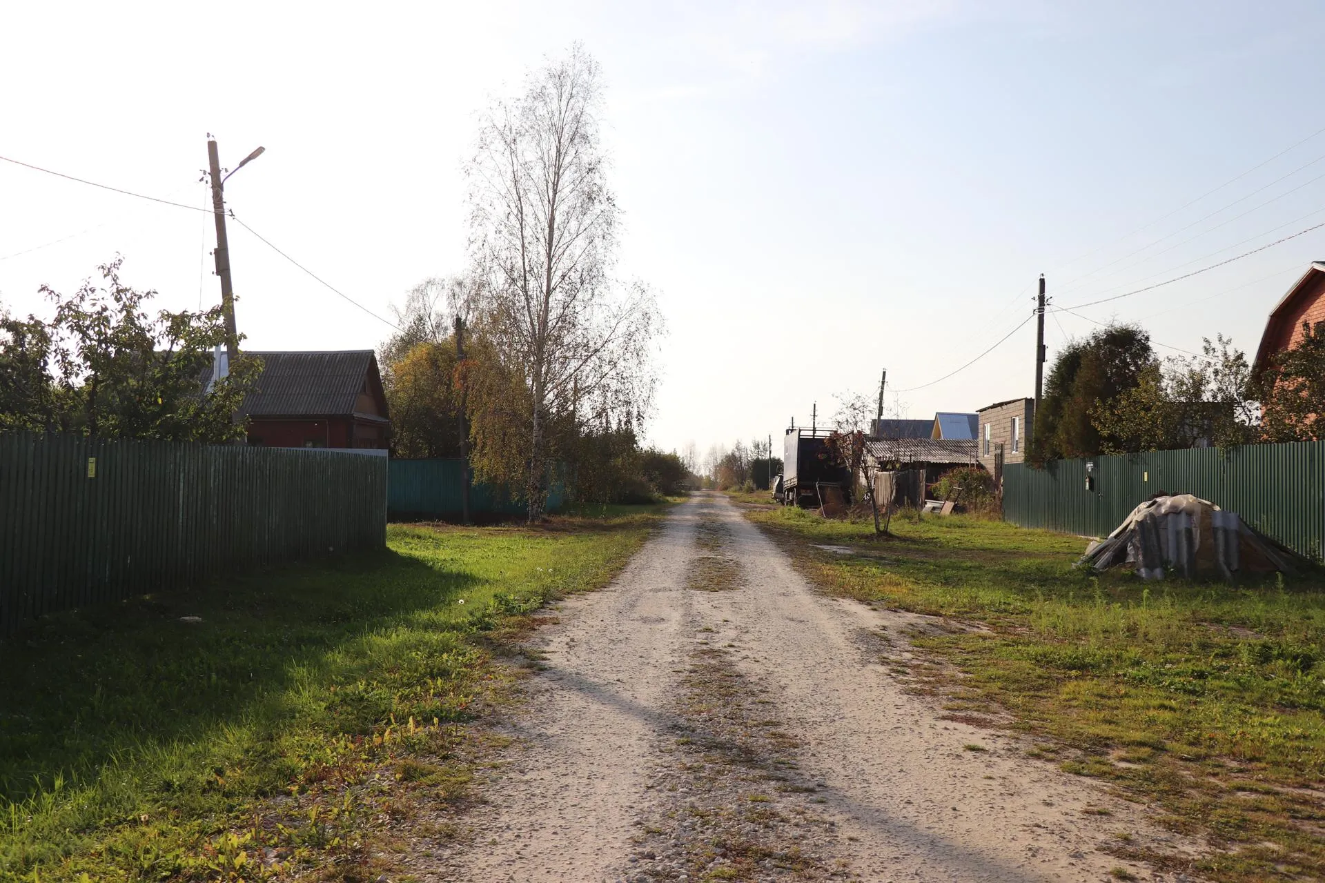 За обустройство дороге на "Доброделе" жители  голосовали всей деревней. Фото: Василий Тремасов.