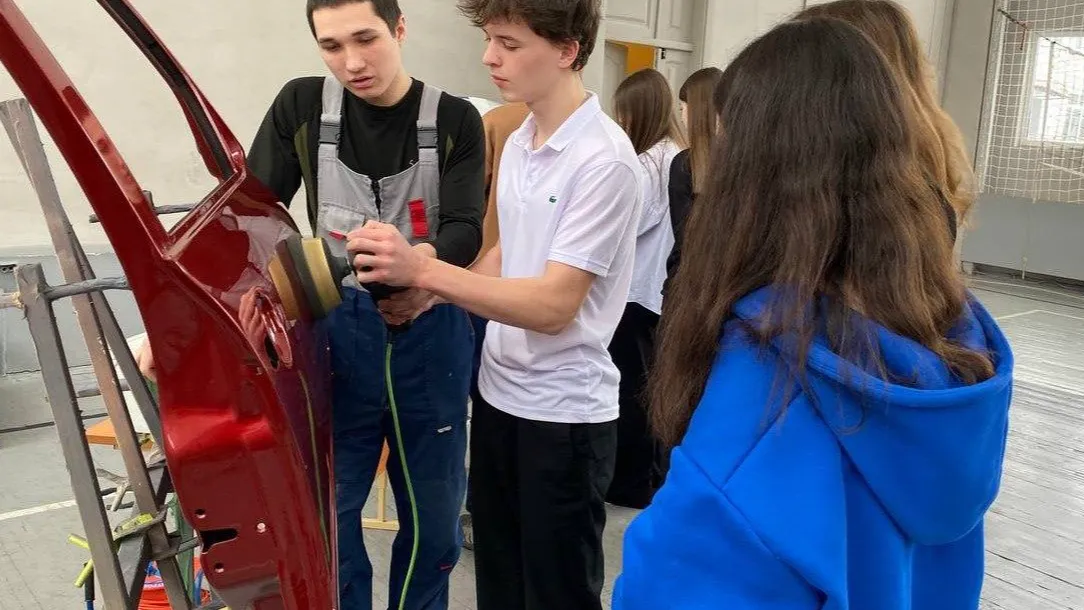 Фото: автомобильно-дорожный колледж