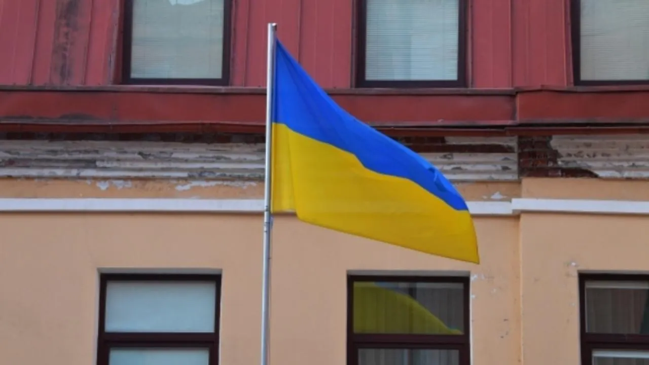 Украину предупредили о возможной отправке подростков на фронт