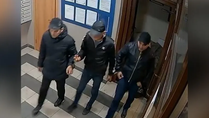 Отважный консьерж задержал воров пожарных рукавов в Химках