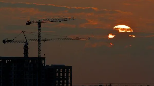 Воробьев заявил о недопустимости недоразумений в вопросе стройки на землях сельхозназначения
