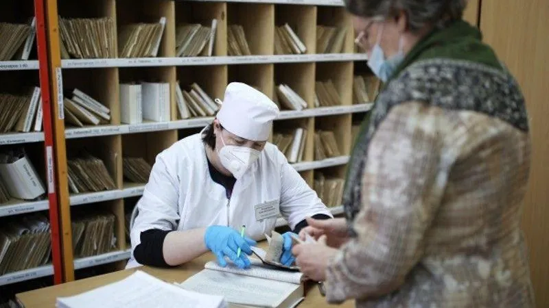 Пенсионерам из сельской местности помогают пройти диспансеризацию в Рузском округе