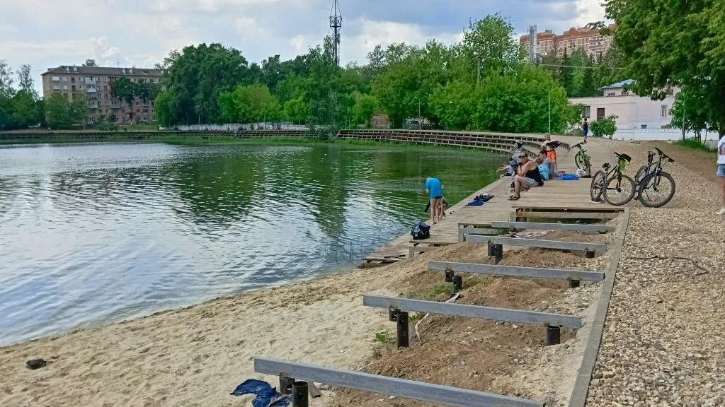 Благоустройство Инженерного пруда ведется в подмосковном Дмитрове