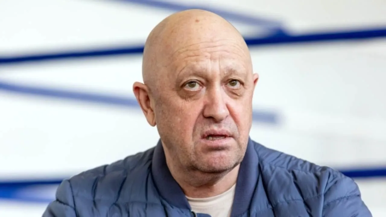 Пригожину вернули наградной пистолет, врученный ему министром обороны