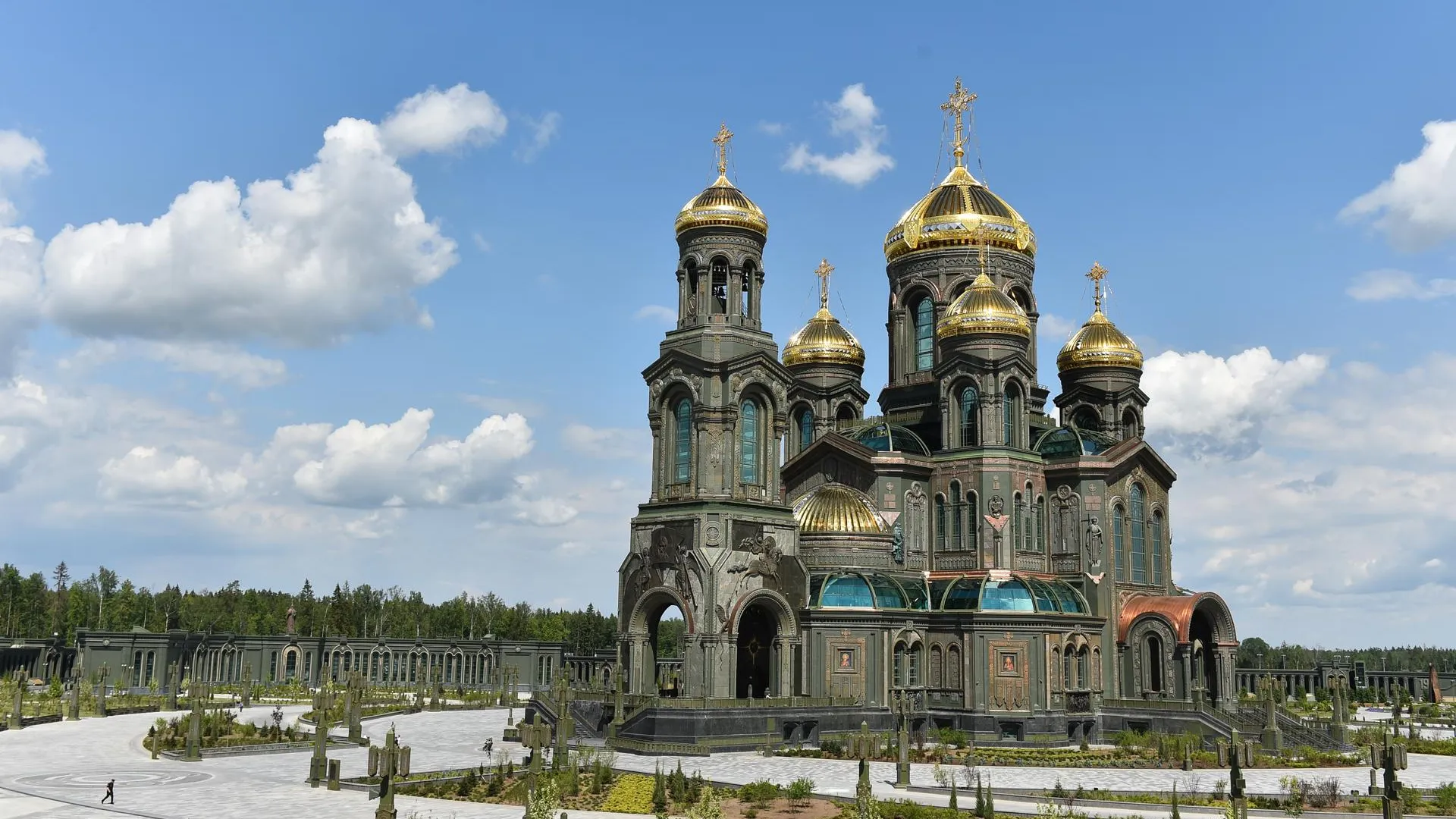 В подмосковном парке «Патриот» к 80-летию Великой Отечественной войны высадят геоглиф